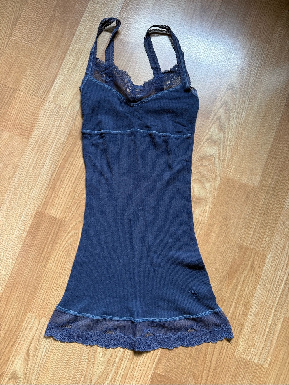 Abercrombie & Fitch Rare Vintage Y2K Navy Lace-Trim Cami